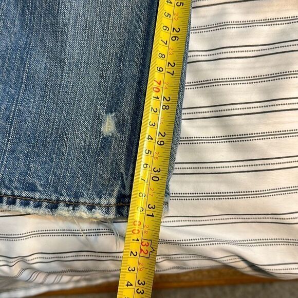 American Eagle Denim Low Rise Boot. Waist: 34 Inseam 31 Inches - Picture 12 of 14